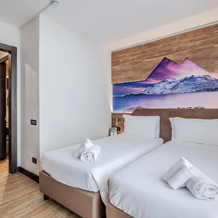 Hotiday Vialattea Otel