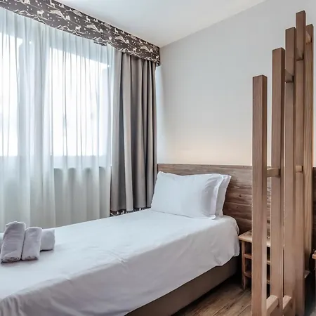 Hotiday Vialattea 4* Сестриере