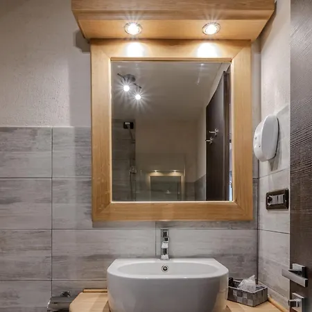 Hotiday Vialattea Hotel