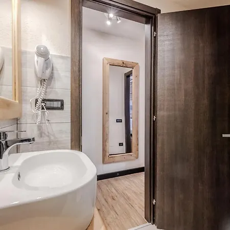 Hotiday Vialattea Отель 4*