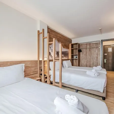 Hotiday Vialattea 4*