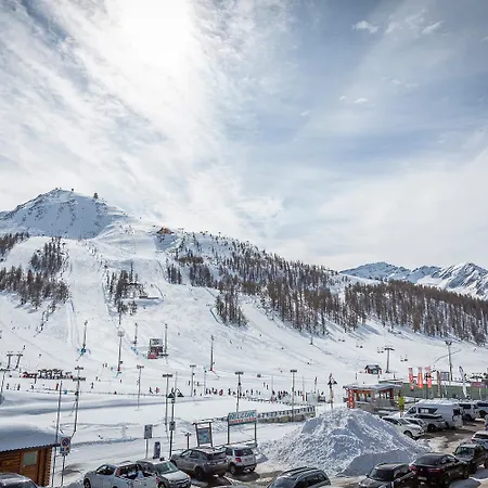 Hotiday Vialattea 4* Sestrières